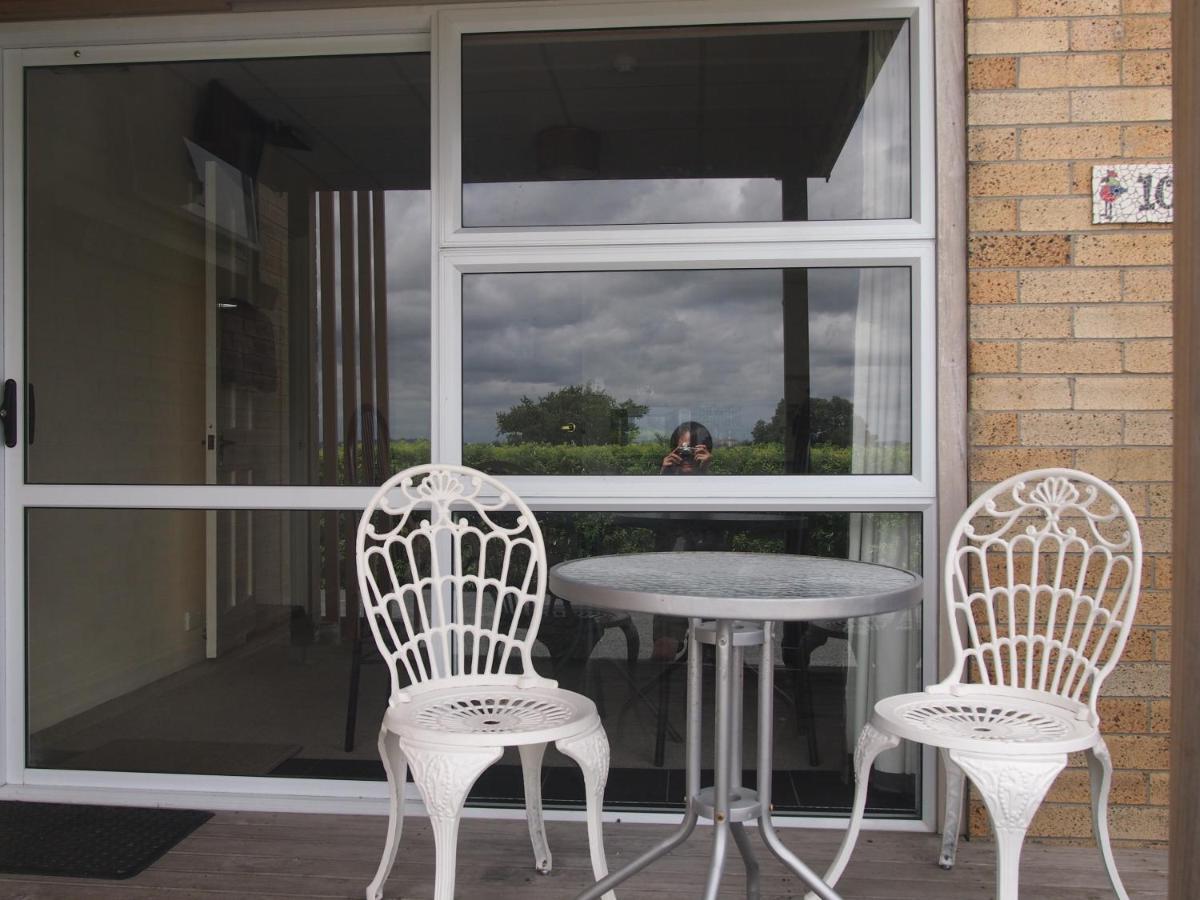Manor Views Nz Hotel Huntly Eksteriør billede