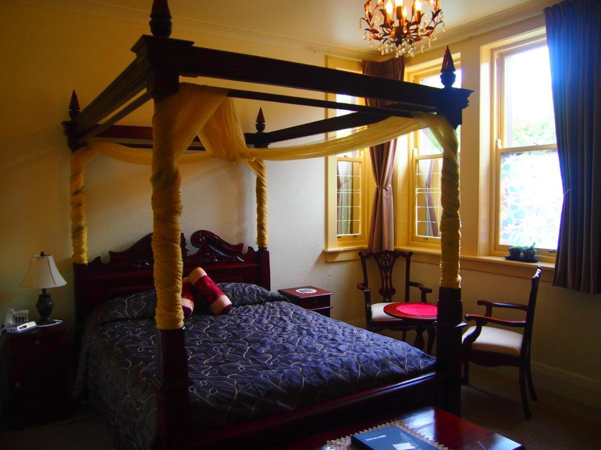 Manor Views Nz Hotel Huntly Eksteriør billede